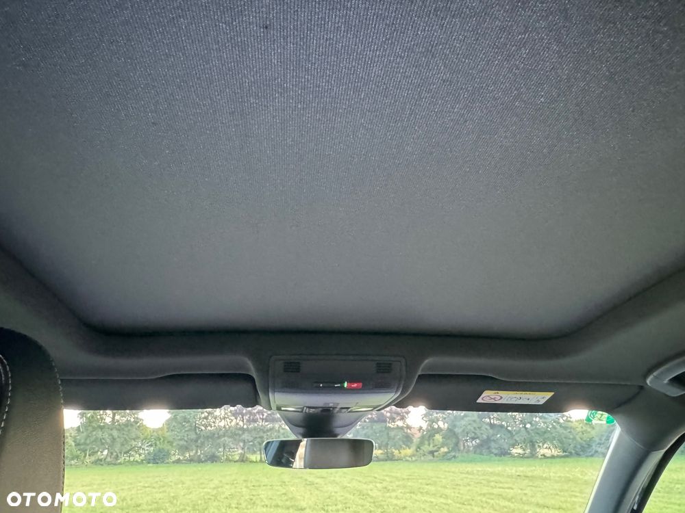 Volkswagen Tiguan 2.0 TDI SCR 4Mot Elegance DSG - 26