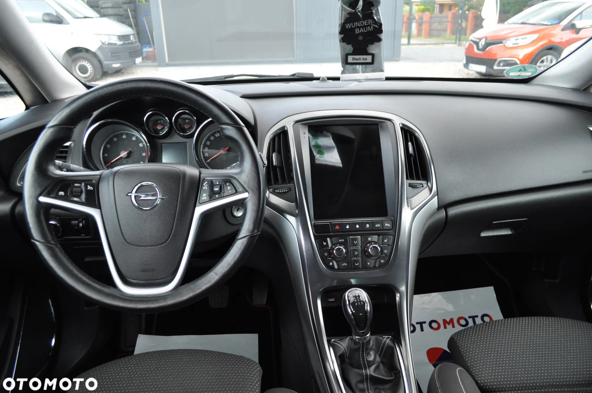 Opel Astra 1.6 Turbo Innovation - 21