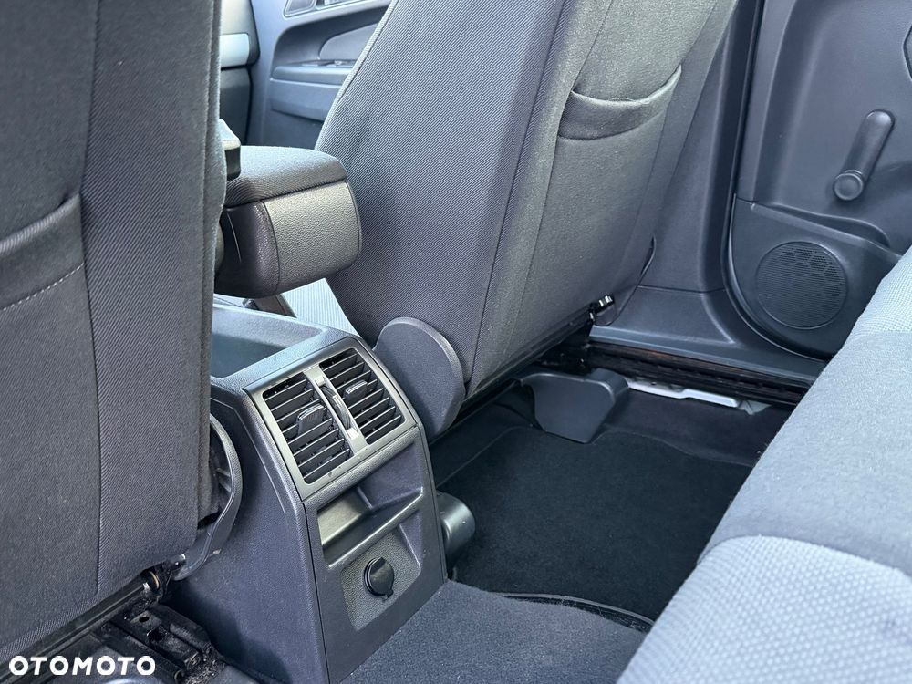 Opel Zafira - 21