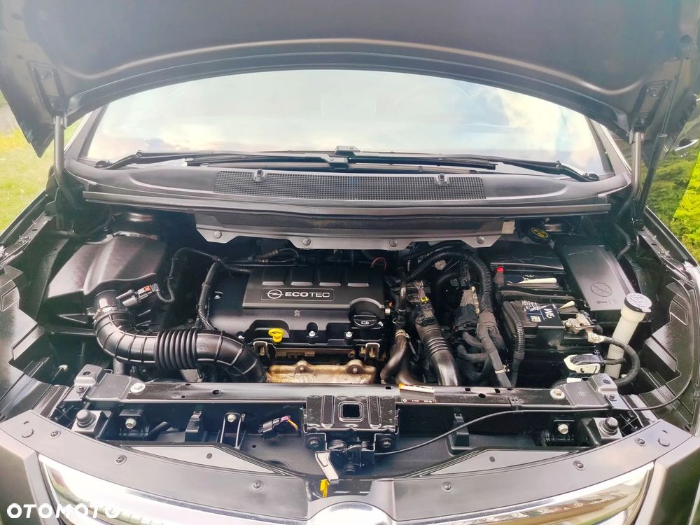 Opel Zafira 1.4 T Cosmo EcoFLEX S&S - 40