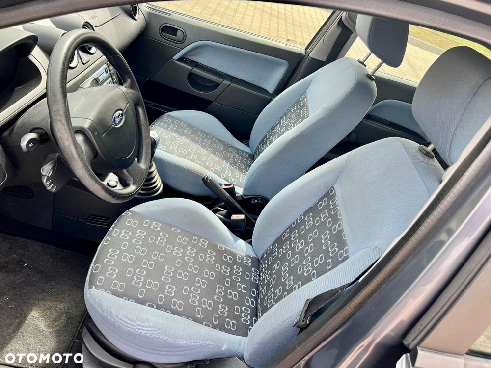 Ford Fiesta - 16