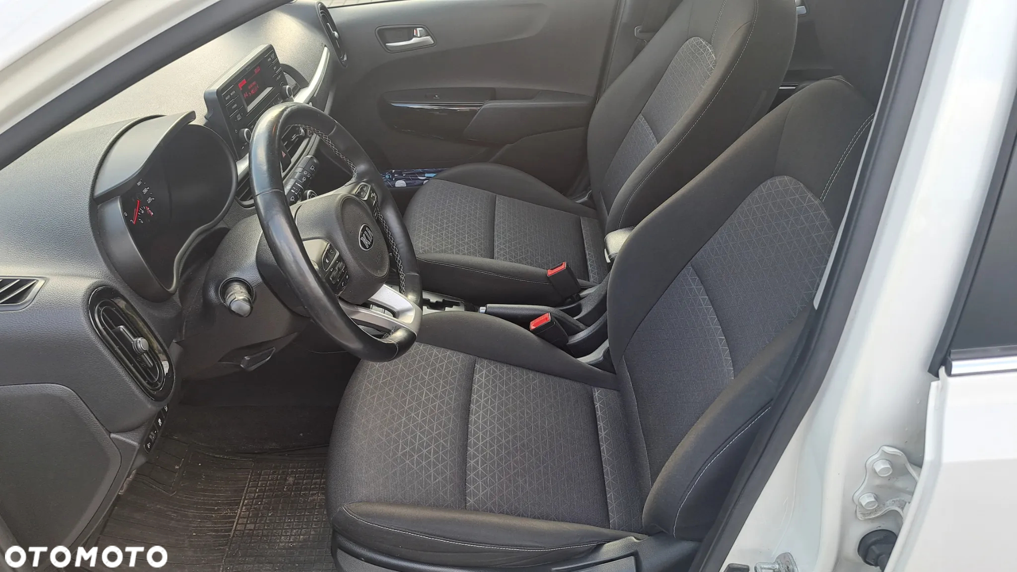 Kia Picanto - 12