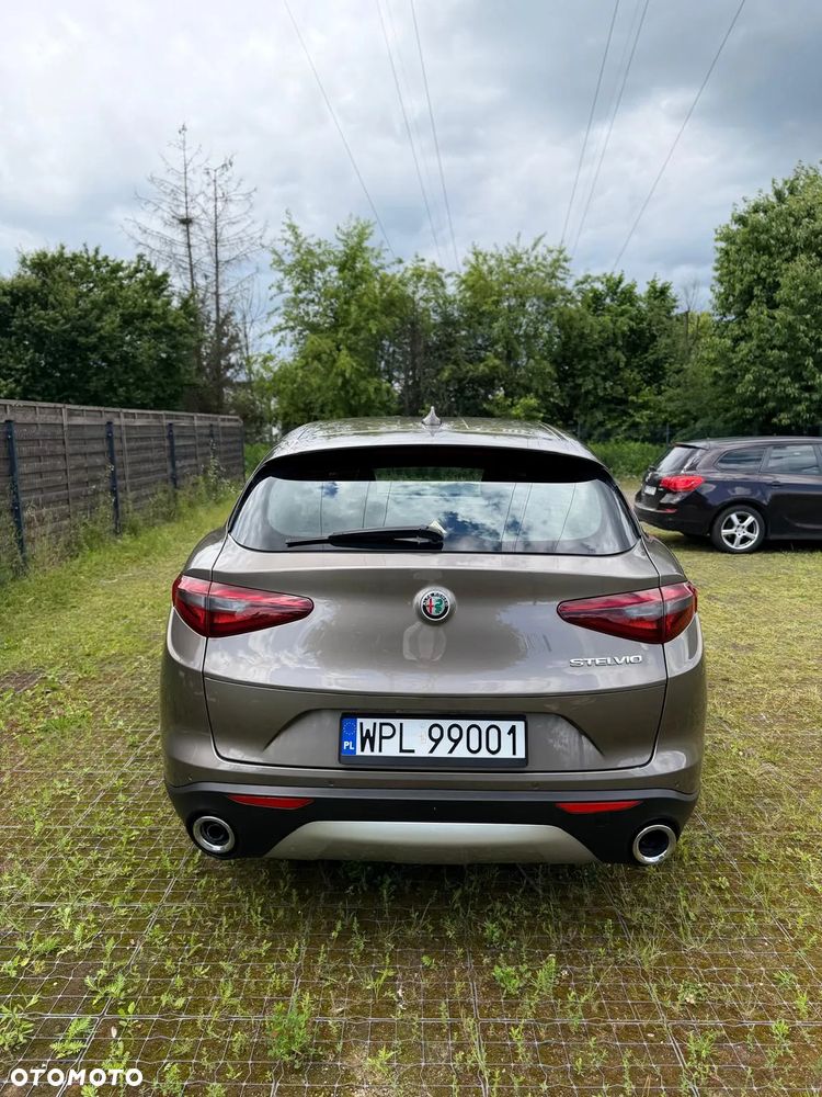 Alfa Romeo Stelvio 2.2 JTDM - 6