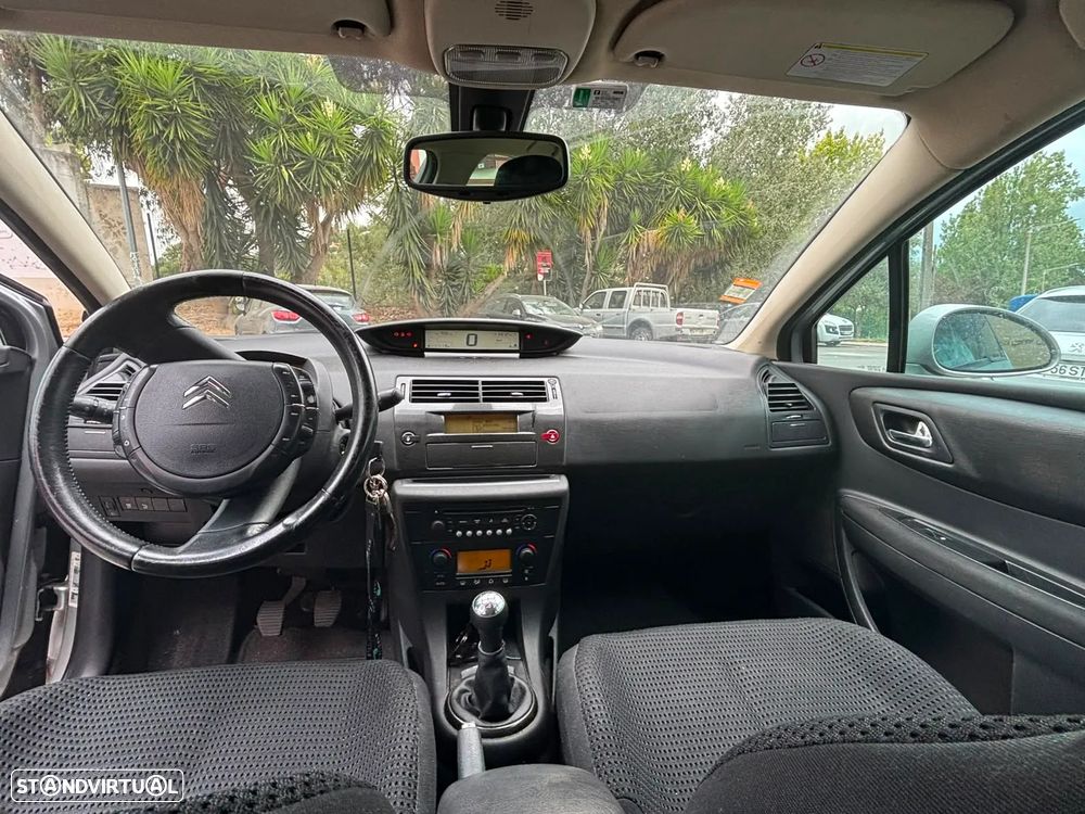 Citroën C4 1.6 HDi 110 SX - 1
