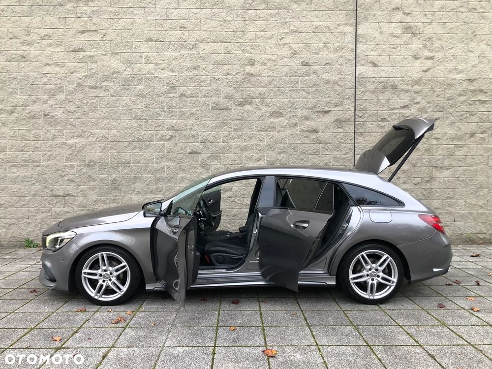 Mercedes-Benz CLA 200 7G-DCT AMG Line - 23