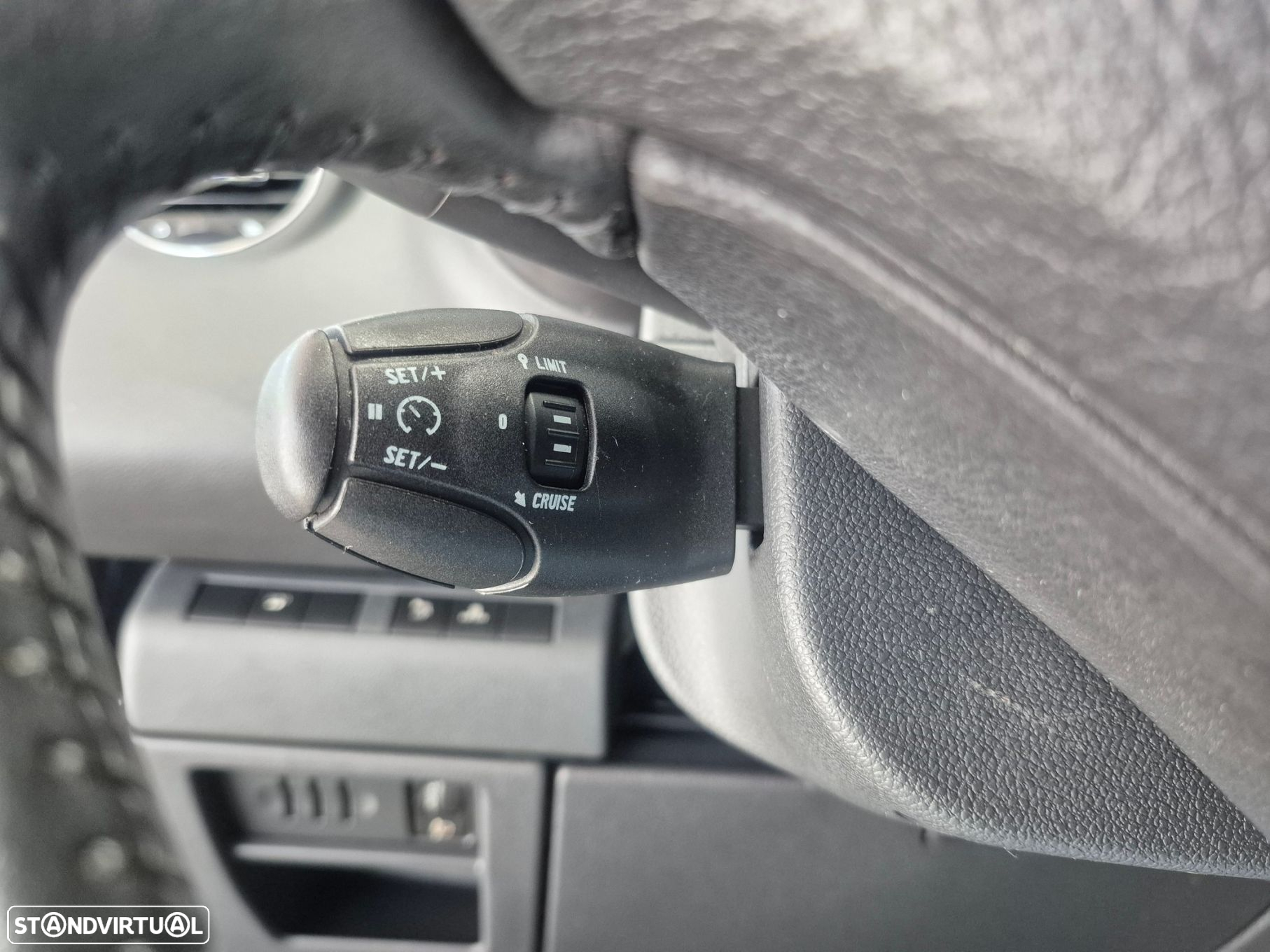 Peugeot 3008 1.6 e-HDi Active 2-Tronic - 11