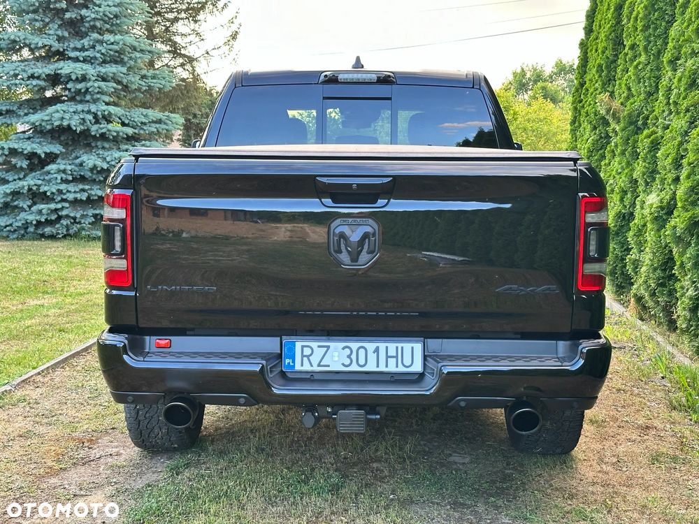 RAM 1500 Crew Cab Shortbed Limited - 8