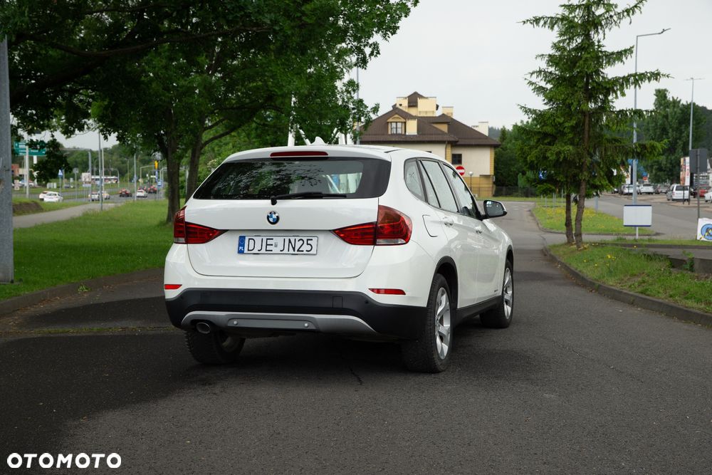 BMW X1 xDrive20d - 8