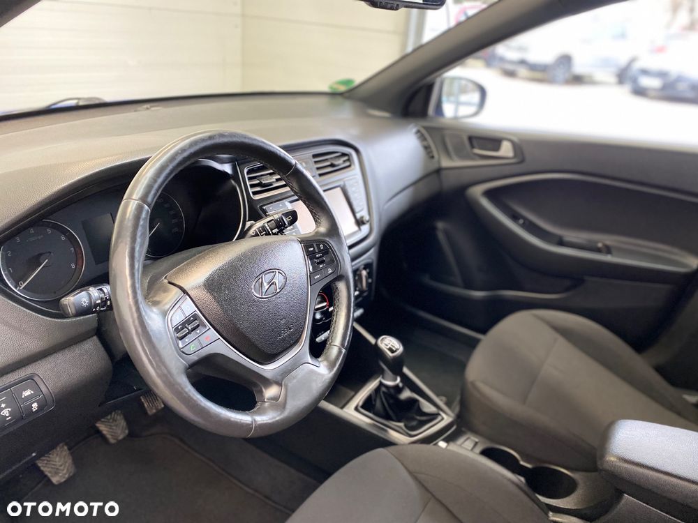 Hyundai i20 blue 1.0 T-GDI Passion Plus - 10