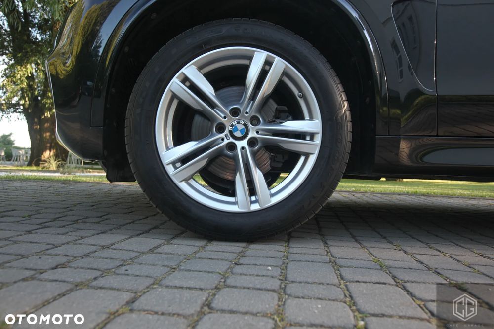 BMW X5 xDrive25d - 28