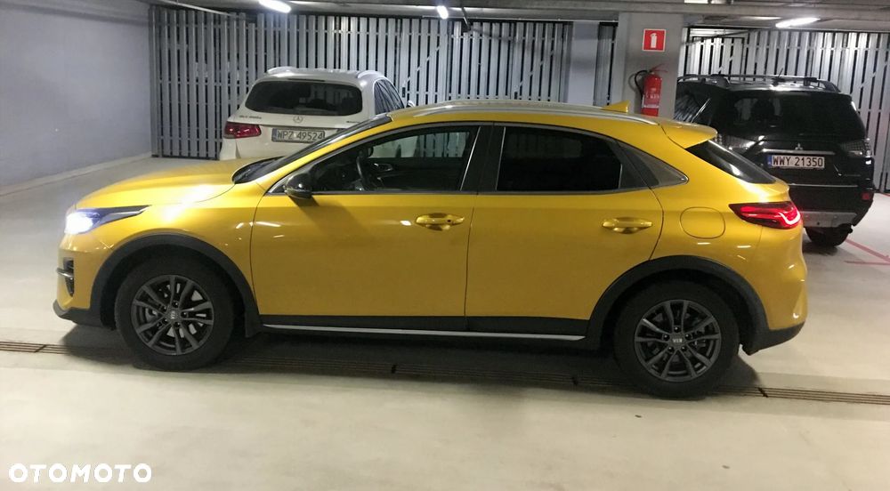 Kia XCeed 1.5 T-GDI Prestige Line DCT - 3