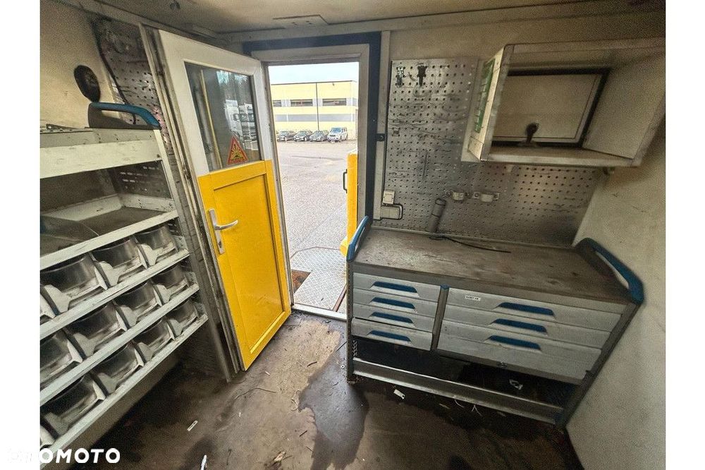 MAN TGL8.180 4X2 EURO5 + VERSALIFT VT-155-FZ - 15