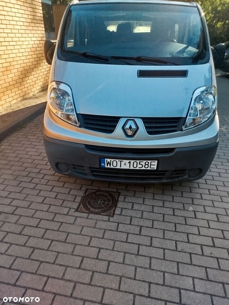 Renault Trafic - 1