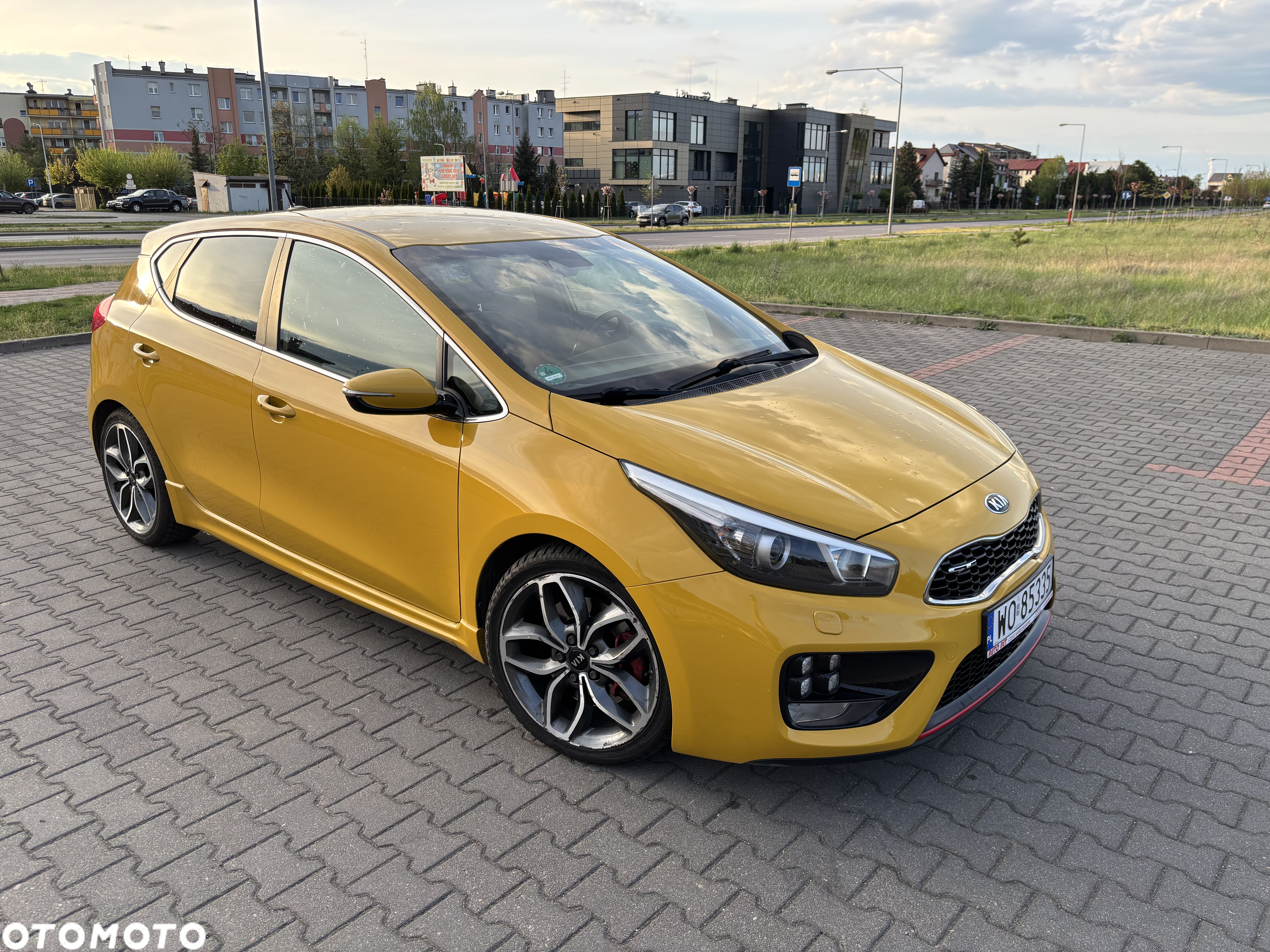 Kia Ceed Cee'd 1.6 T-GDI GT - 2