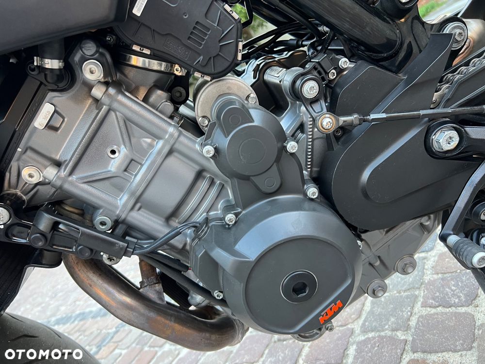 KTM Duke - 23