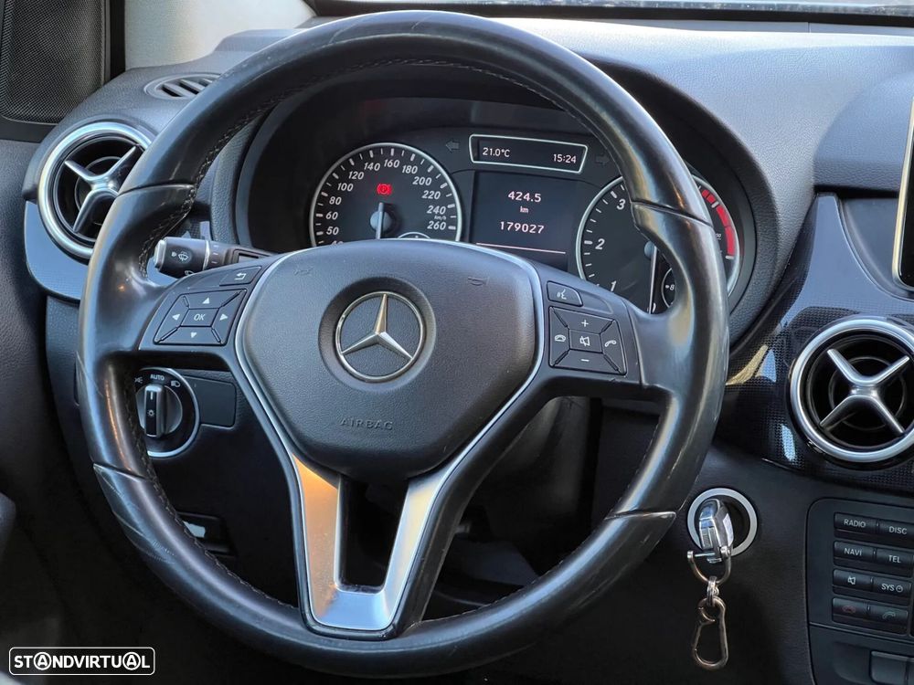 Mercedes-Benz B 180 - 17