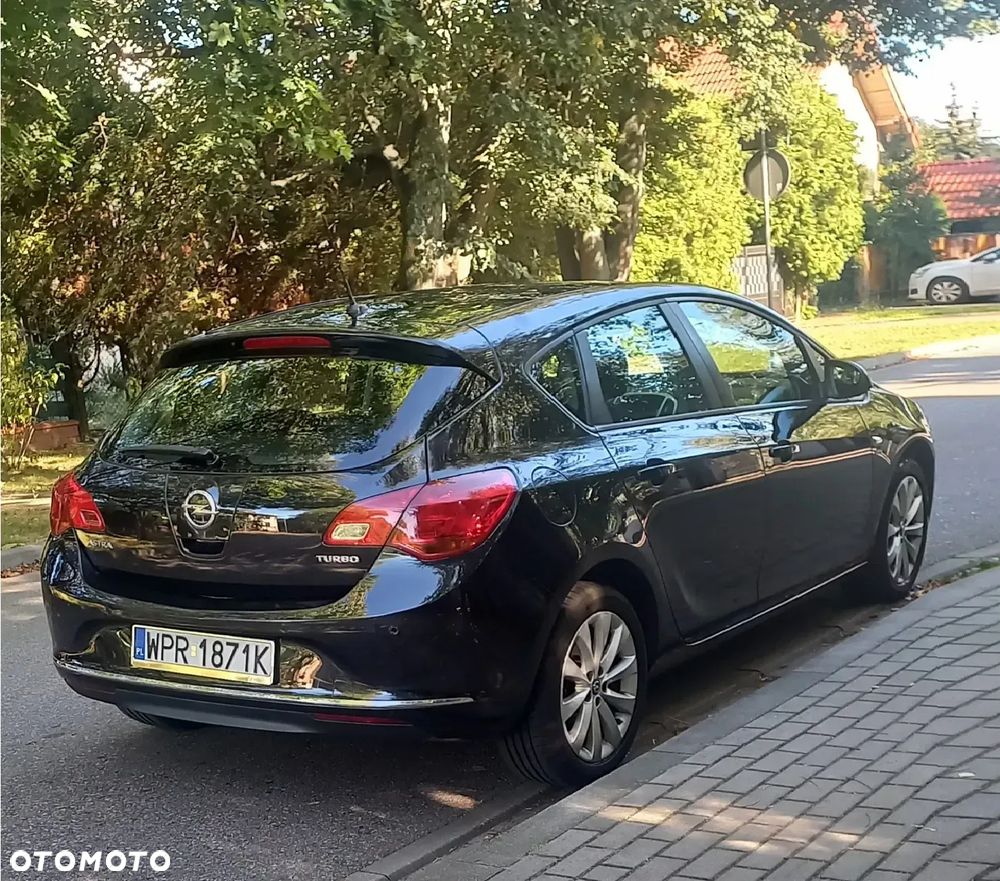 Opel Astra - 2