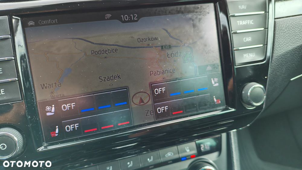 Skoda Superb 2.0 TDI L&K DSG - 19