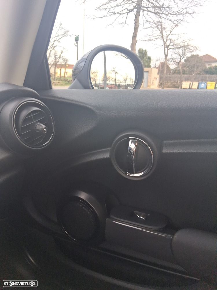 MINI 3 Portas Cooper D Auto - 7
