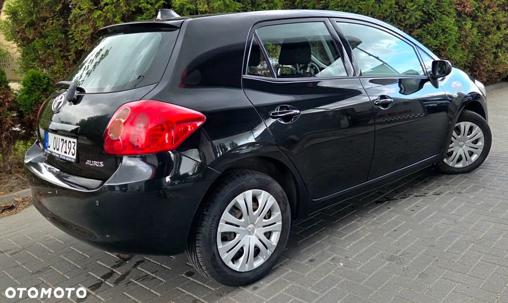 Toyota Auris 1.6 VVT-i Executive - 15
