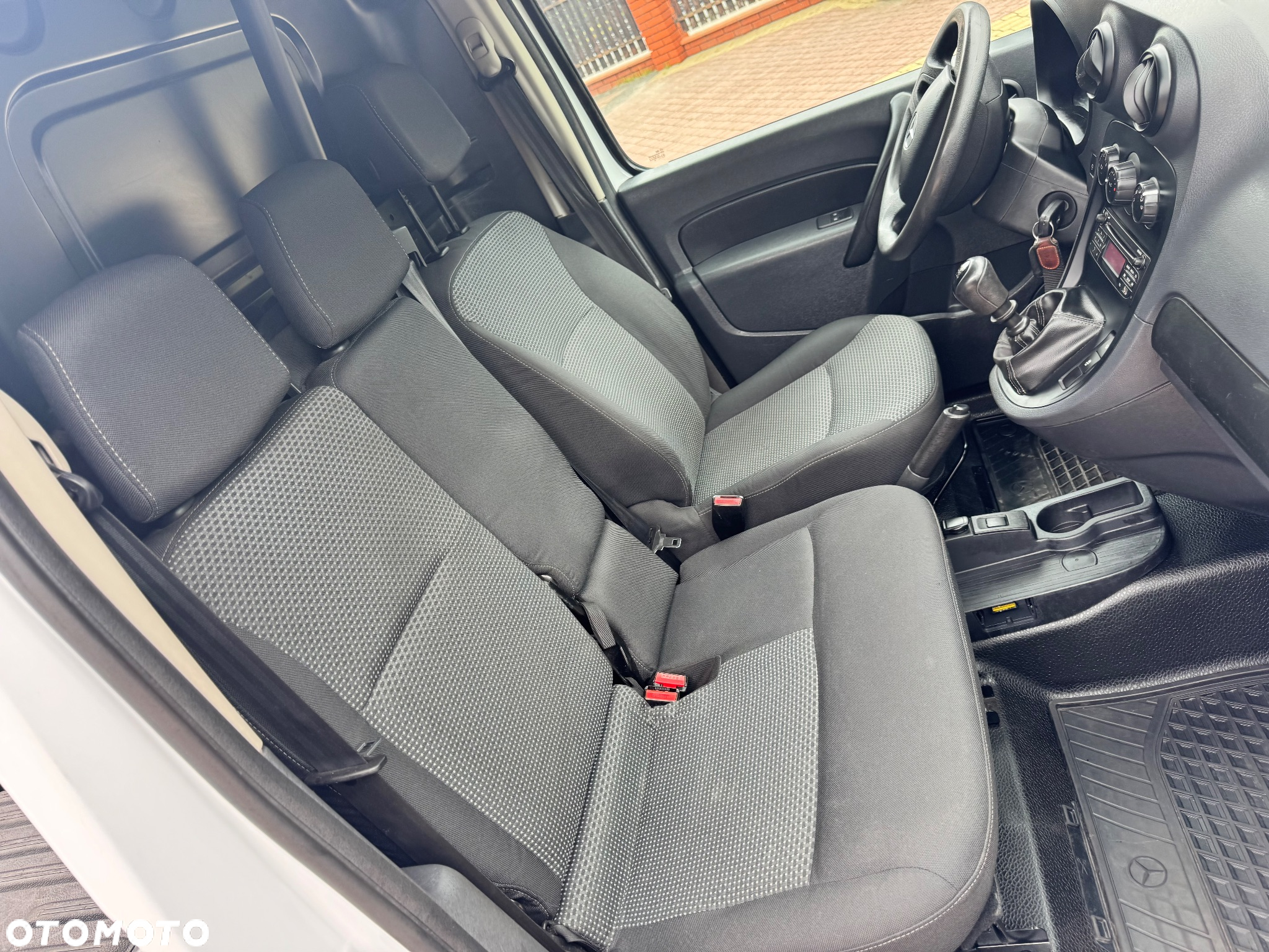 Mercedes-Benz CITAN - 17
