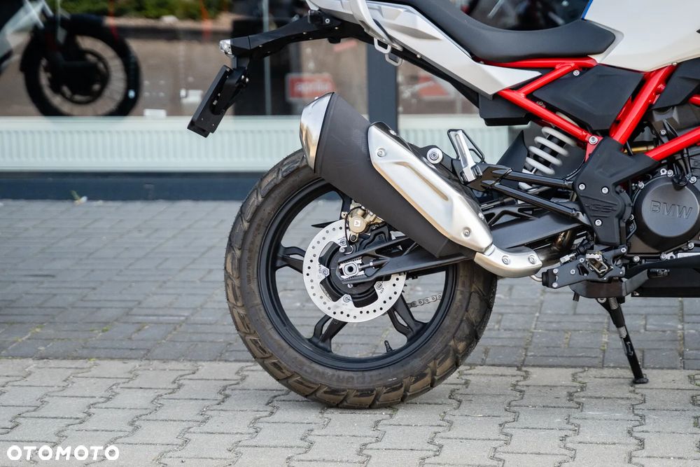 BMW G - 10