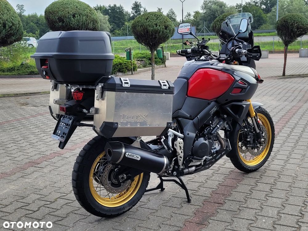 Suzuki V-STROM - 18