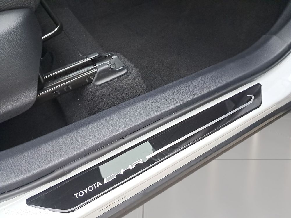 Toyota C-HR 2.0 Hybrid Dynamic Force Style - 17