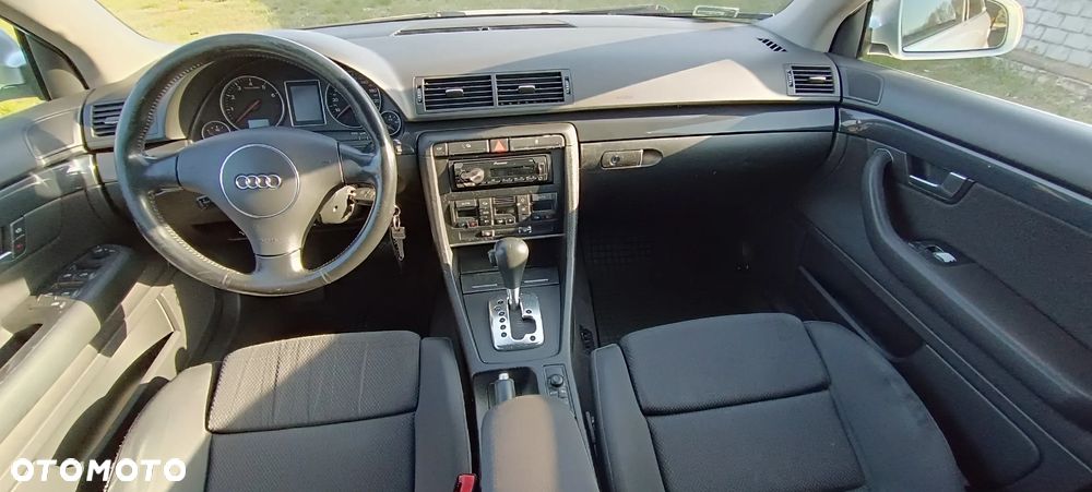 Audi A4 Avant 1.8T Multitronic - 10