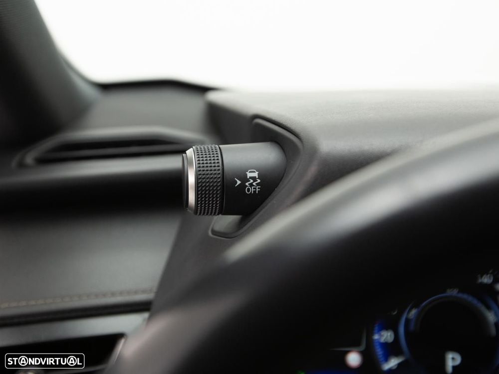 Lexus UX 250h Business - 15