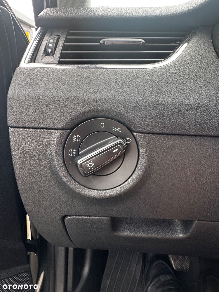 Skoda Octavia 1.4 TSI Ambition - 16