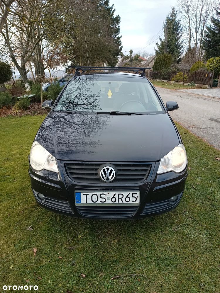 Volkswagen Polo - 1