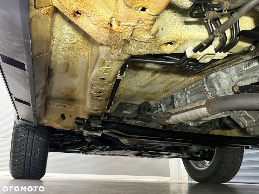 Suzuki Grand Vitara - 37