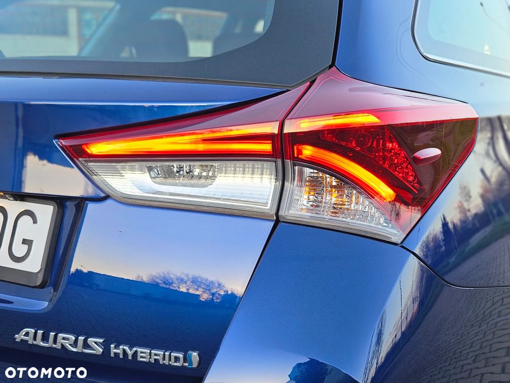 Toyota Auris Hybrid 135 Premium - 18