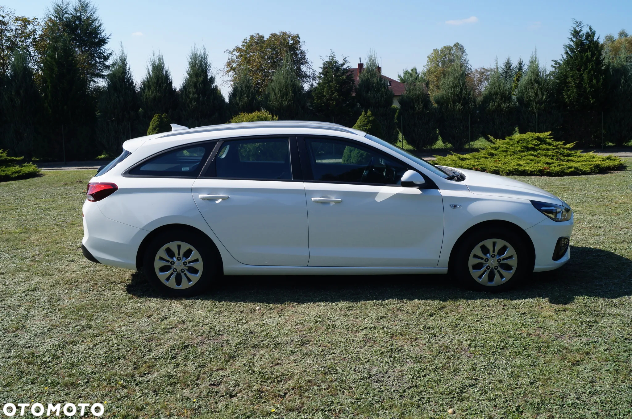 Hyundai i30 1.6 D Classic + - 6