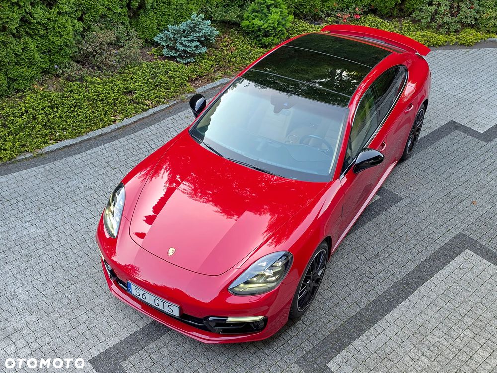 Porsche Panamera GTS - 4
