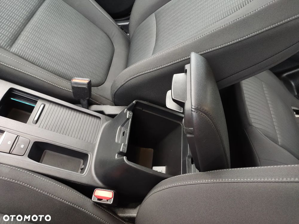 Ford Focus 1.0 EcoBoost Trend Edition - 33