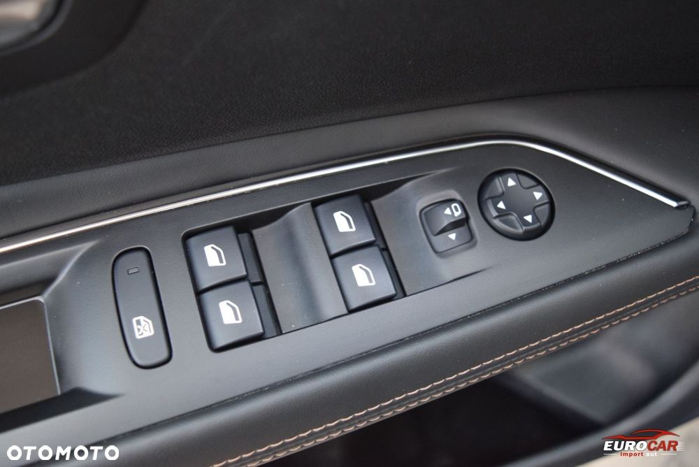 Peugeot 3008 2.0 BlueHDi Allure - 27