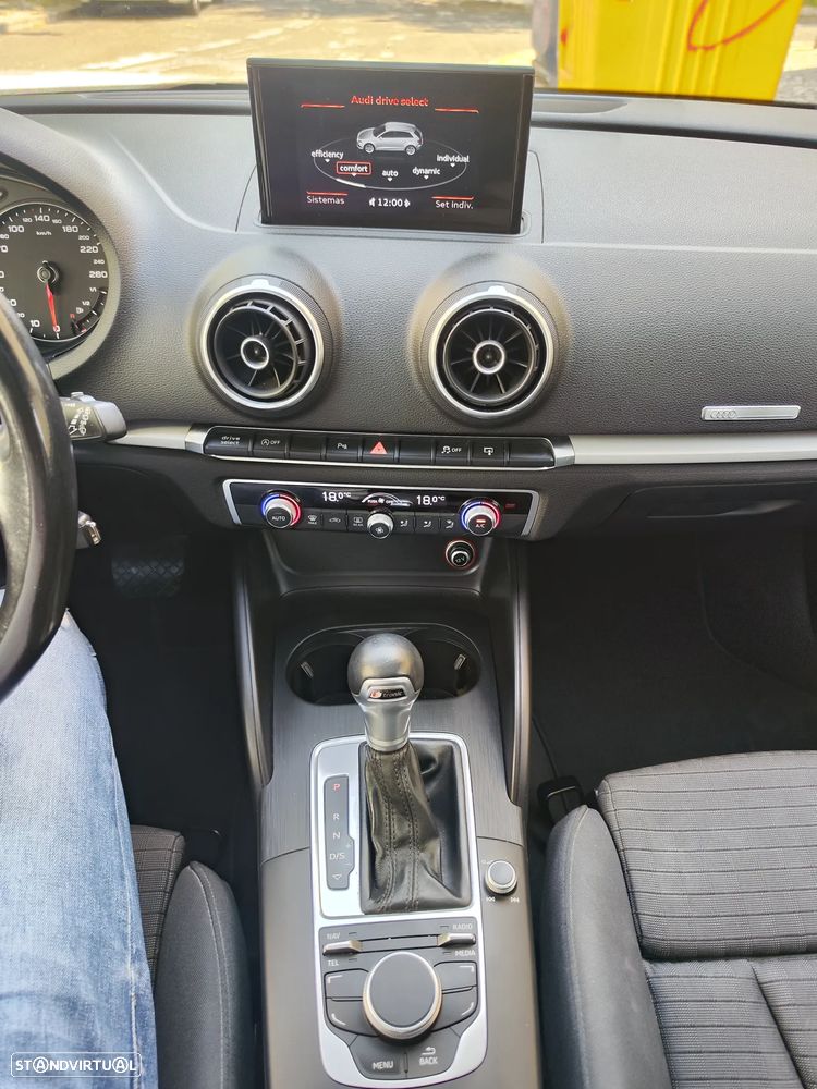 Audi A3 Sportback 2.0 TDI S-line S tronic 119g - 34