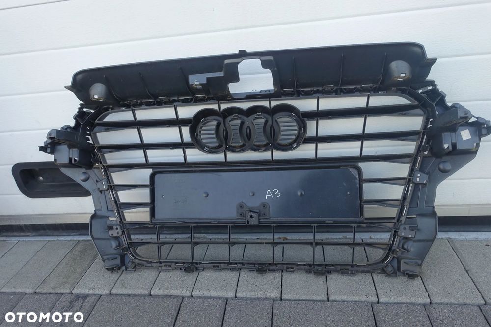 ATRAPA GRILL AUDI A3 8V3 12-15r.  16r.- LIFT - 16