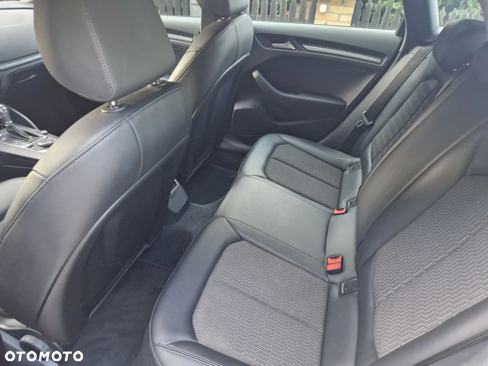 Audi A3 Sportback 1.4 TFSI CoD ultra Ambiente S tronic - 17