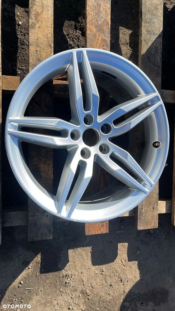 FELGA AUDI A4 S4 8W0601025AM E8.5JX19H2 ET32 - 2