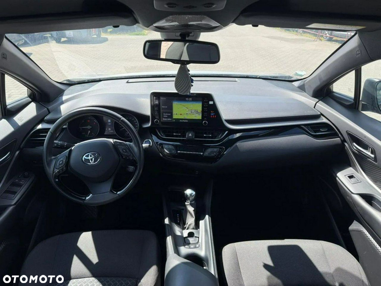 Toyota C-HR - 8