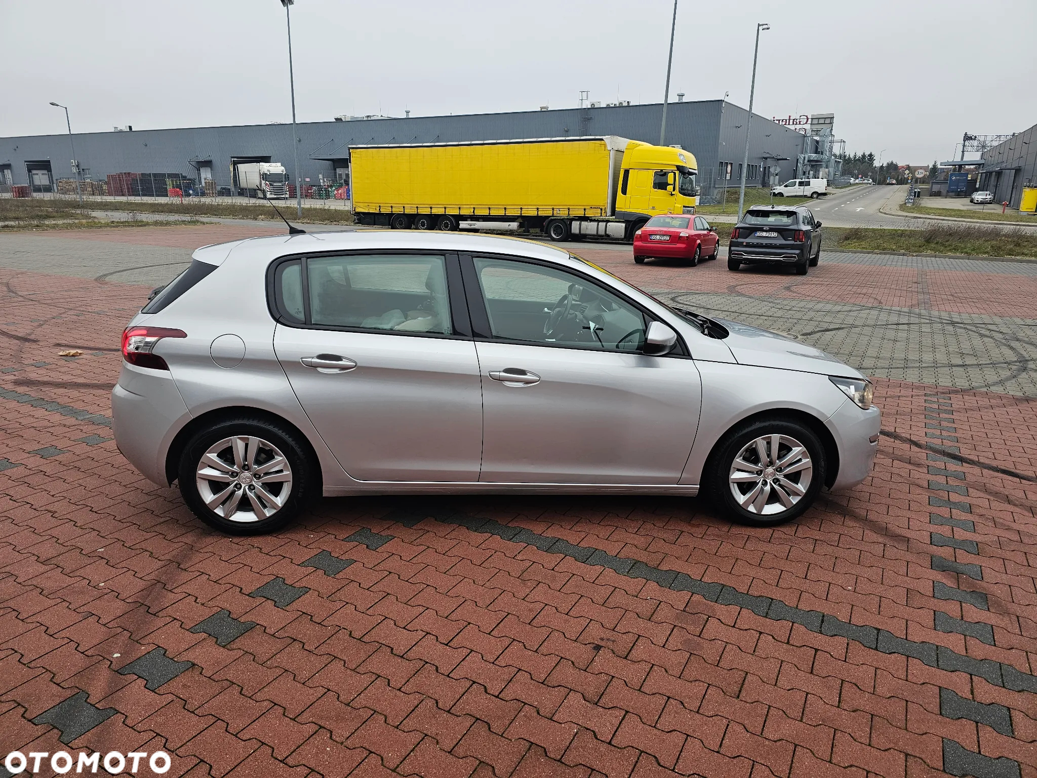 Peugeot 308 - 7