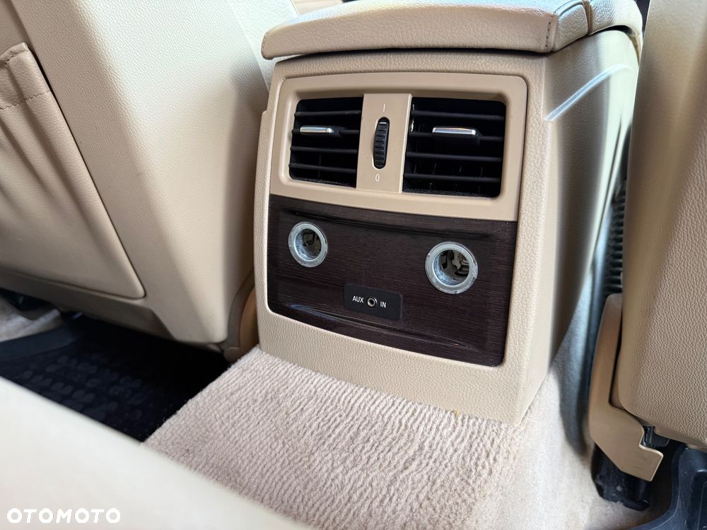 BMW Seria 5 520d - 35