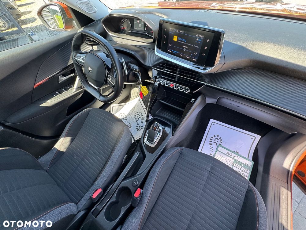 Peugeot 2008 1.2 PureTech Active S&S EAT8 - 16