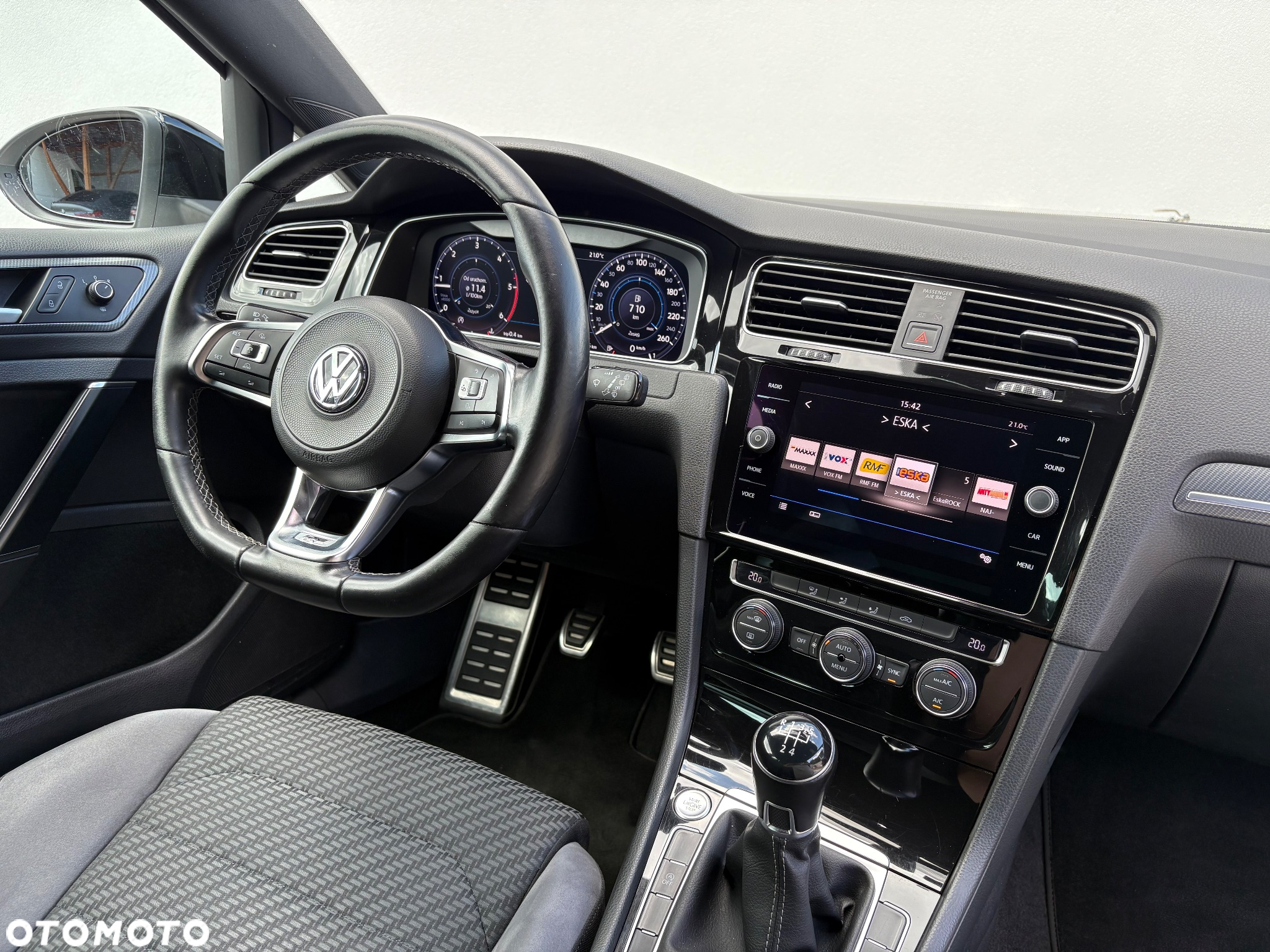 Volkswagen Golf VII 1.6 TDI BMT Highline - 8