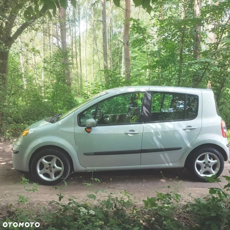 Renault Modus - 10
