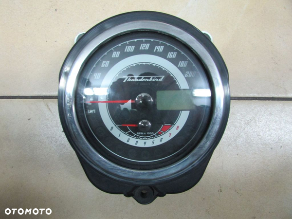 Triumph Thunderbird 1600 licznik zegar