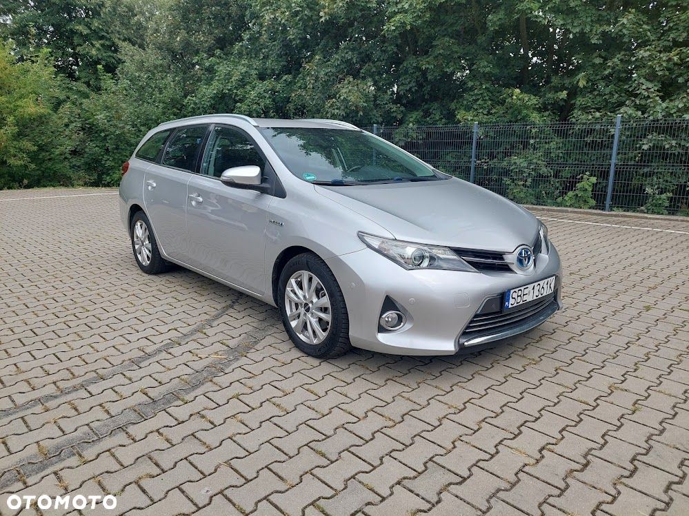 Toyota Auris 1.8 HSD Sol
